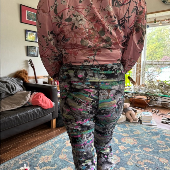 Guess blouse - Picture 2 of 3